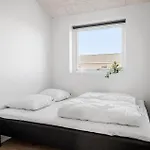 Dom wakacyjny Pet Friendly In With Sauna Hadsund