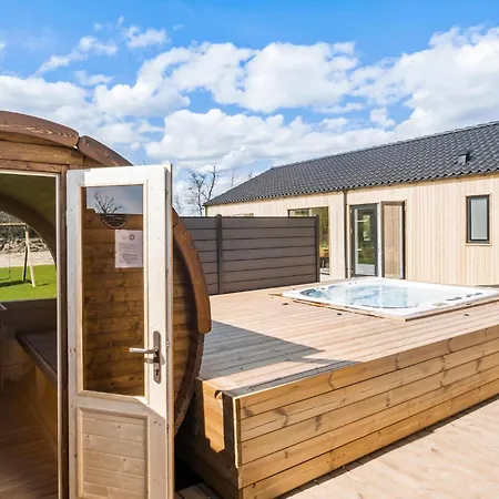 Pet Friendly In With Sauna * Hadsund